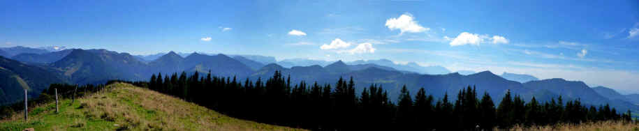 alm am so 12 dritter pano.JPG (707074 Byte)
